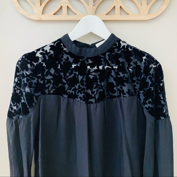 Altar'd State Long Sleeve Velvet Blouse Black Sz Small - Picture 2 of 10